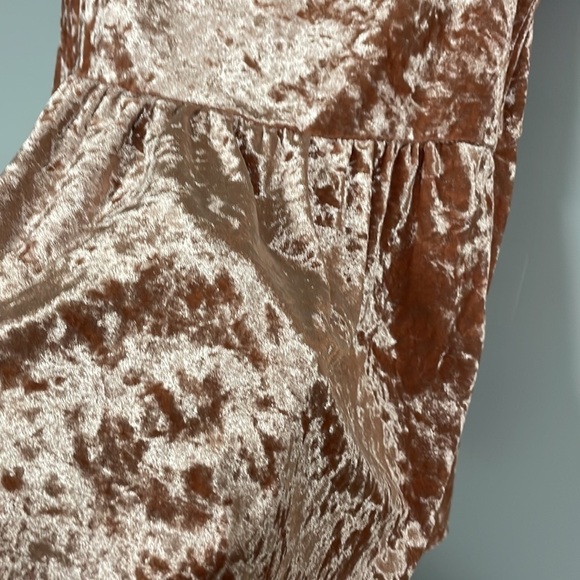 Knox Rose Women's' Small top/blouse, Dusty pink, shimmery velour, sleeveless - Picture 7 of 7